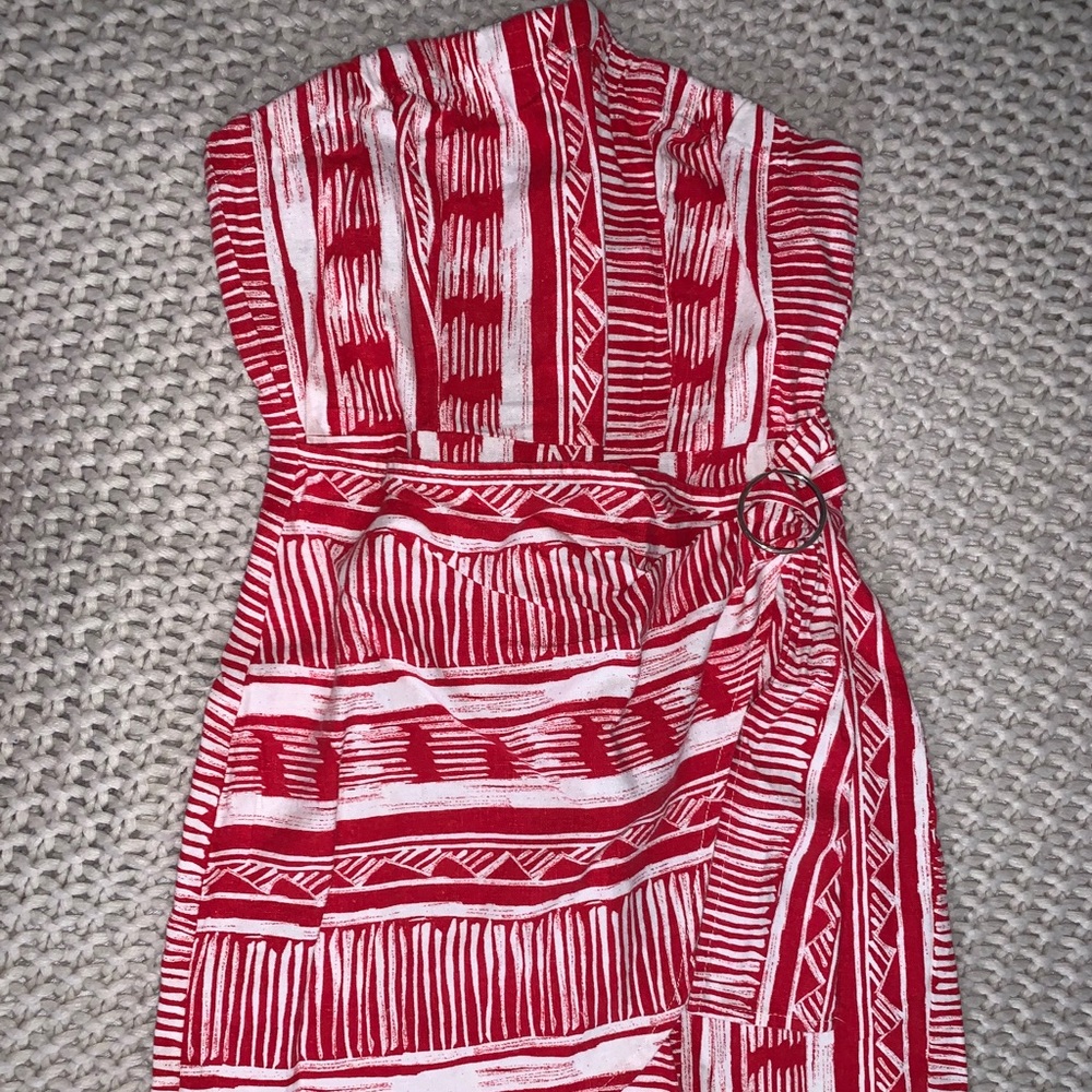 strapless dress
